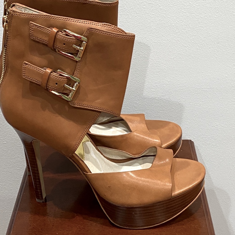 Michael Michael Kors leather platform heels